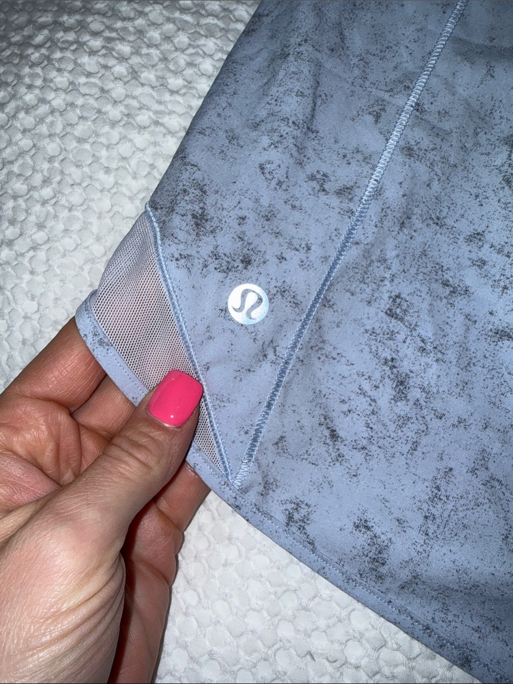 Lululemon HR Hotty Hot 4” Shorts - Picture 3 of 4